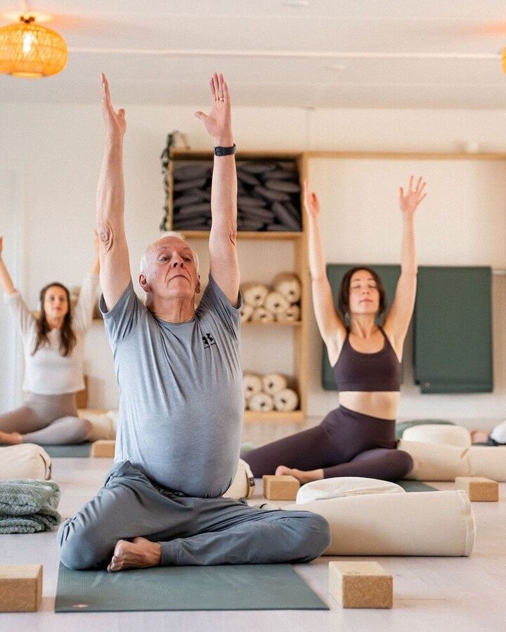 Instagram post from yogastudioveenendaal. This post is in position 4.